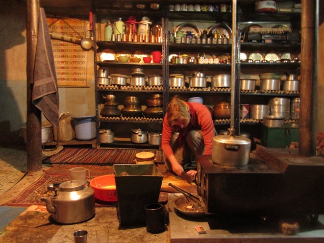 Eine Küche in einem zuhause in Spiti