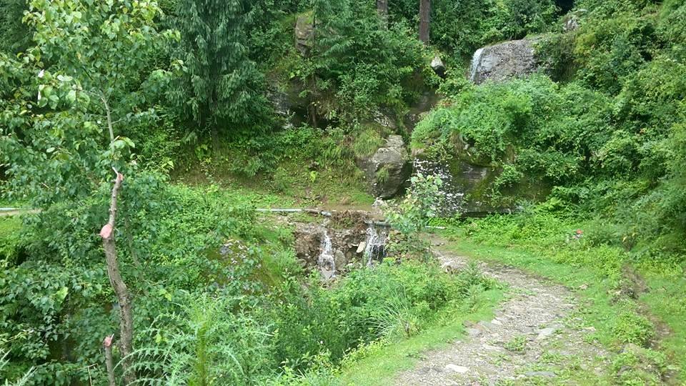 Mountain Biking in Mnaali