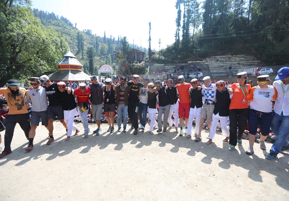 Traditionelle indische Tänze aus der Himalaya Region